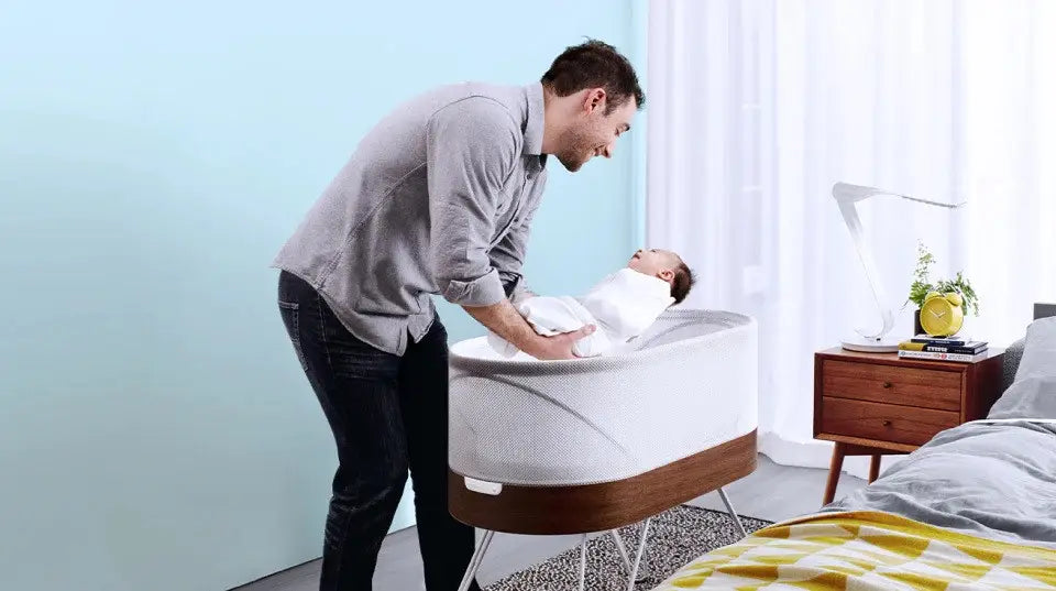 Happiest Baby Snoo Smart Sleeper – White